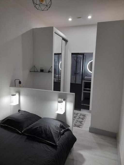 T2 Appartement Lumineux A La Joliette Марсель Экстерьер фото